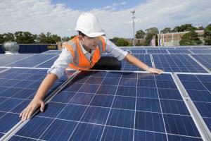 IKEA assembles solar installation